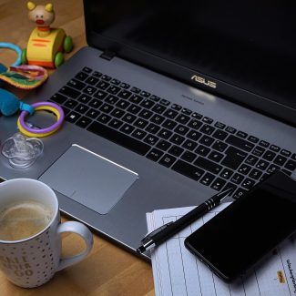 anrita1705-work-life-balance-5333802_1920